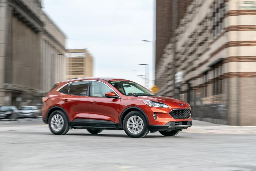  Ford Escape SE 2019 года  (NA) (фото 36 из 40)